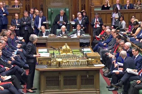 Theresa May im Unterhaus