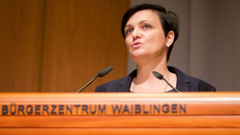 Christiane Christen beim Landesparteitag der AfD im Bürgerzentrum in Waiblingen 2016 Christiane Christen beim Landesparteitag der AfD im Bürgerzentrum in Waiblingen 2016