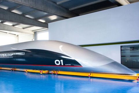 Hyperloop-Kapsel des Unternehmens HTT für den Personen-Transport. Für die Hamburger Pläne müsste eine Kapsel für den Gütertransport entwickelt werden