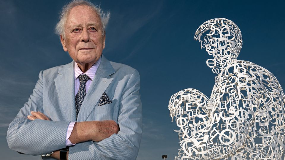 Reinhold Würth, Fabrikant aus Künzelsau, ist Multimilliardär und Sammler. 18 000 Kunstwerke besitzt er, etwa die Skulptur "WE" des Bildhauers Jaume Plensa.