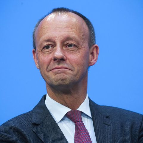 Friedrich Merz spricht über sein Einkommen