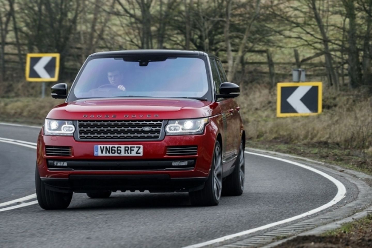 Der Range Rover ist in Kuwait ein großer Konkurrent des Porsche Kuwait