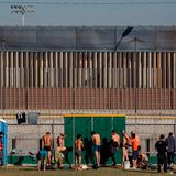 Duschen am Grenzübergang