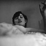 Saul Leiter, Fay smoking (nude), New York, circa 1946