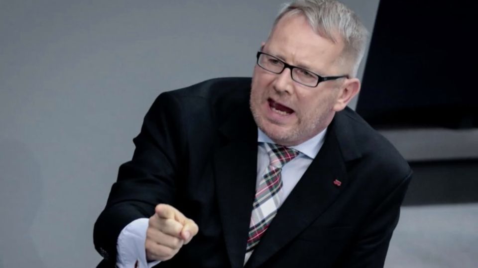 Bundestag: "Sie kümmern sich nur um Schwarzgeld aus dem Ausland" - Kahrs wettert gegen AfD