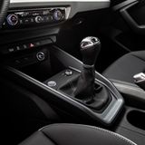 Audi bietet für den Audi A1 in der Basisversion einen Handschalter an