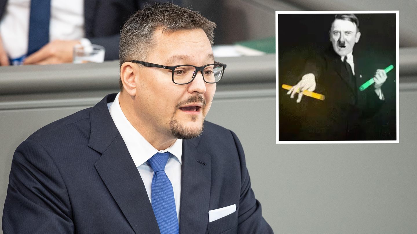 AfD-Abgeordnete Stefan Keuter und ein tanzender Adolf Hitler