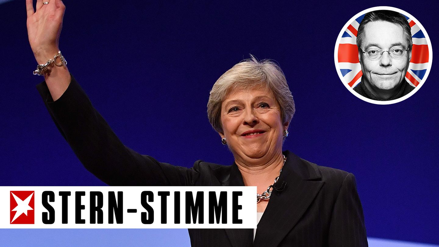Theresa May kann vorübergehend aufatmen: Bislang haben sich "nur" 26 Tories offen zu einer Rebellion gegen die Premierministerin bekannt.