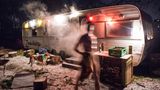 Die "Zunderbüchse" in Hamburg-Wilhelmsburg ist ein zur Sauna ausgebauter Wohnwagen.