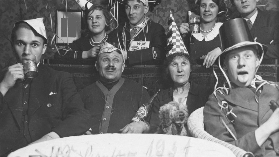 Eine Familienfeier in den 30er Jahren