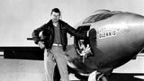 Der Name der X-59 ist ein Tribut an die X-1. Mit ihr durchbrach Piloten-Legende Charles "Chuck" Yeager als erster Mensch die Schallmauer.