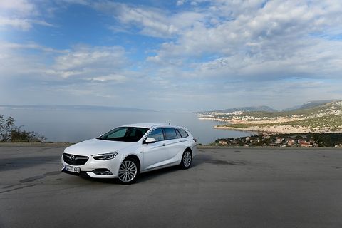 Der Opel Insignia Sports Tourer 1.6 DIT ist laufruhig