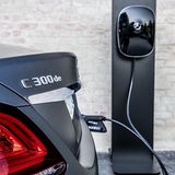 Der C 300 de kann natürlich auch an einer Wallbox geladen werden