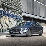 Der Mercedes C 300 de wie rund 1,85 Tonnen