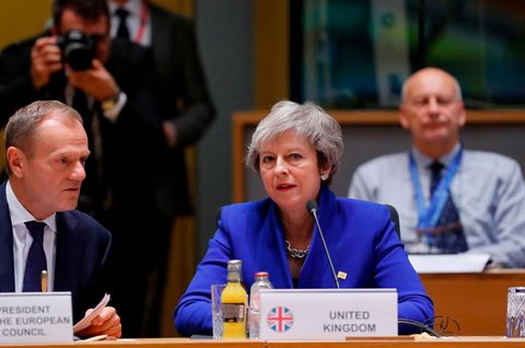 Donald Tusk Theresa May