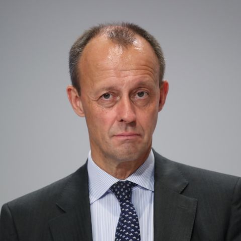 AfD profitiert von Asyl-Debatte, die Merz angestoßen hat - Union verliert an Zustimmung