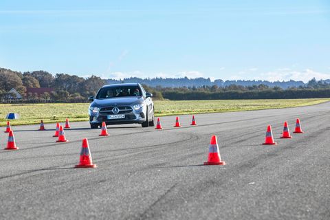 Die Mercedes A-Klasse beim sogenannten Elchtest.