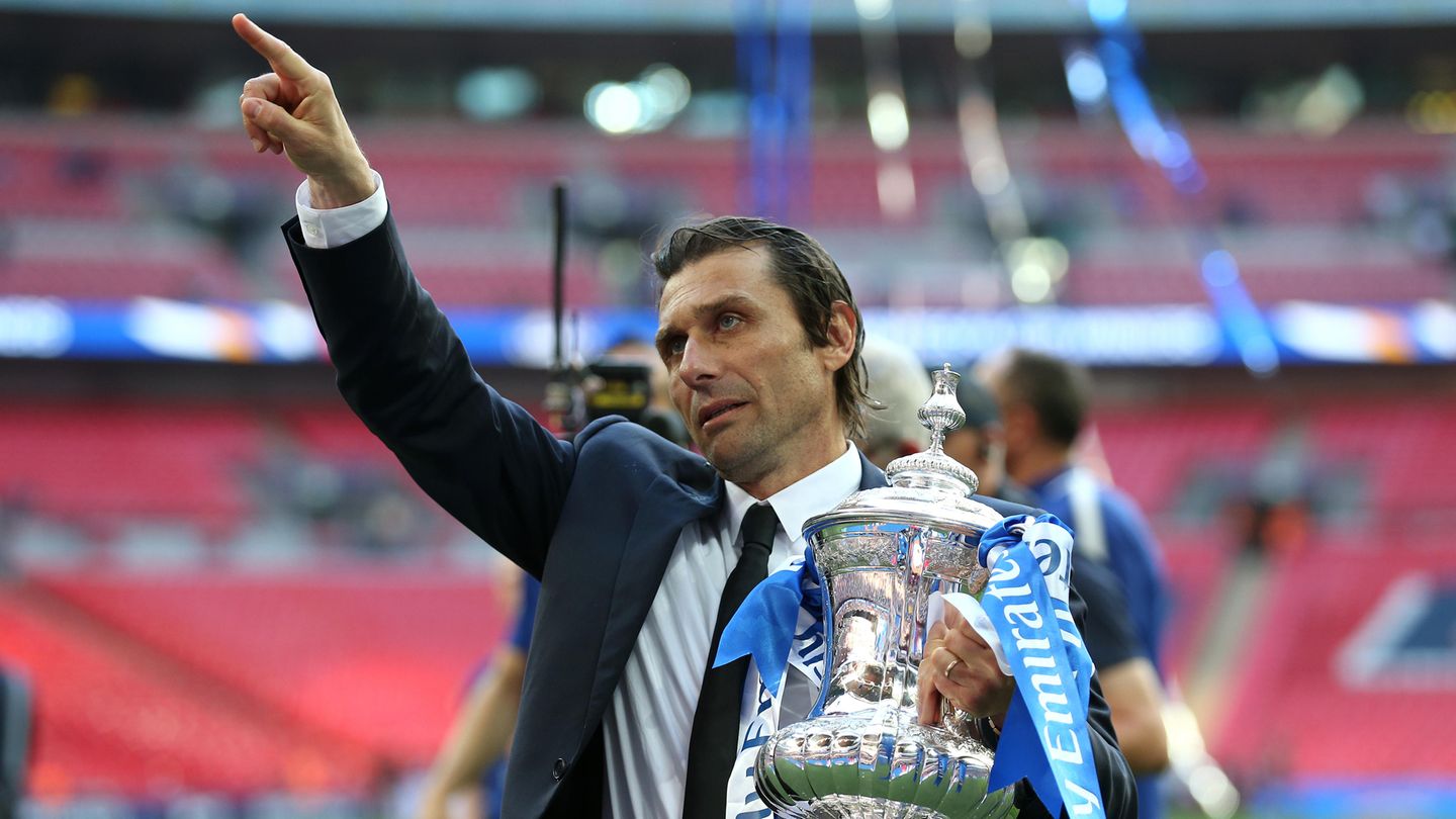 Ein Autoritätsproblem - wie über Kovac kolportiert - dürfte der Italiener Antonio Conte nicht bekommen. Immerhin kann er Meistertitel in England und Italien vorweisen – und er stünde sofort zur Verfügung.