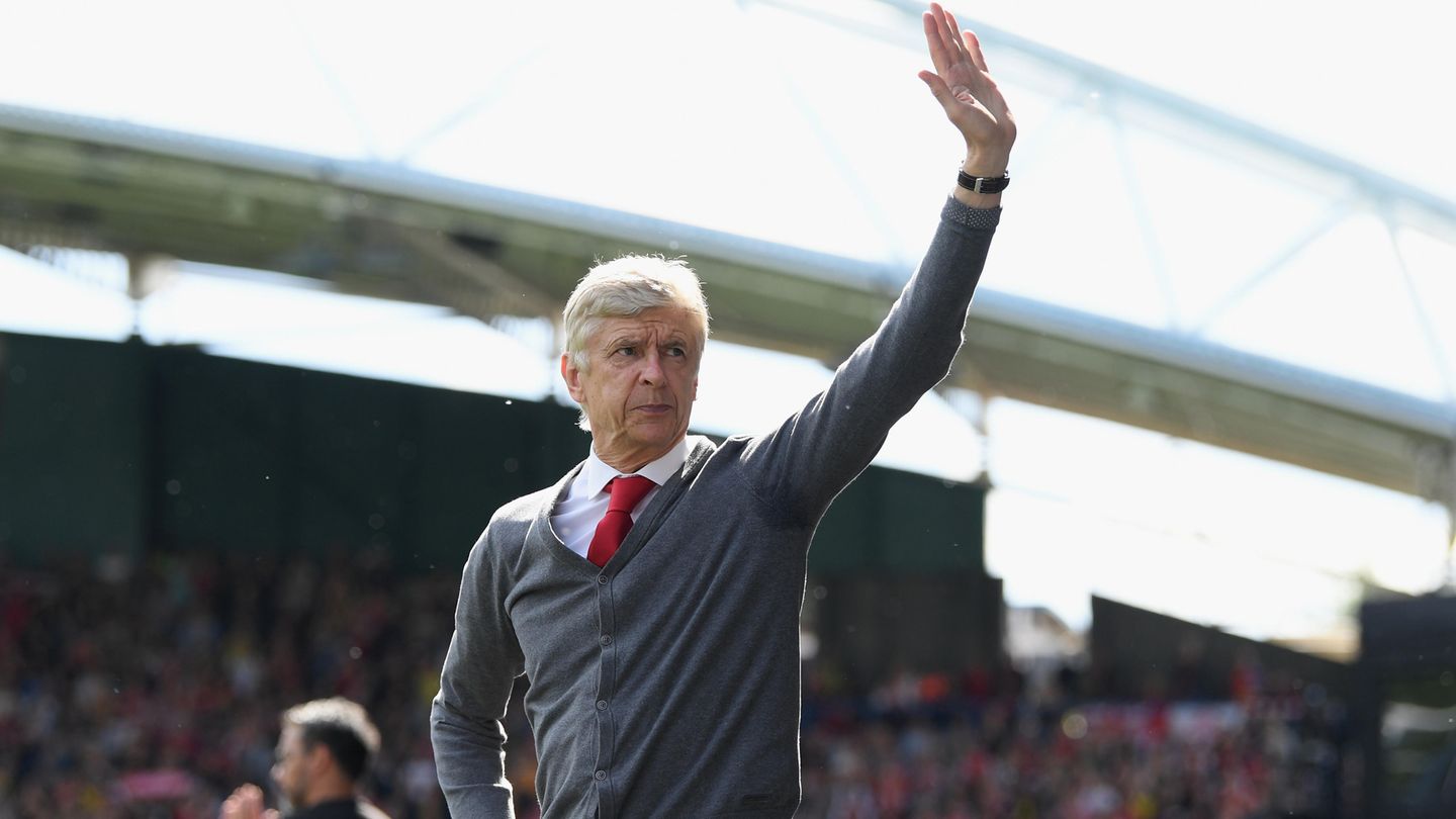 Arsène Wenger ist gerade in aller Munde. Nach Informationen der "Bild" ist die Arsenal-Legende Top-Kandidat auf die Kovac-Nachfolge. Die Bayern haben sich schon Anfang der 1990er Jahre um Wenger als Trainer bemüht, aber eine Absage kassiert. Rummenigges Sympathie für den Elsässer hat darunter anscheinend nicht gelitten. "Ich habe persönlich ein sehr gutes Verhältnis zu Arsène Wenger, den ich sehr schätze seit langer, langer Zeit", sagte Rummenigge im März 2017. Ein weiterer Vorteil von Wenger: Er spricht Deutsch. Und damit, ein Star-Ensemble zu bändigen, hat er reichlich Erfahrung.