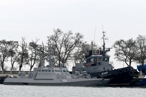 Diese ukrainischen Schiffe waren am Sonntag von der Russischen Marine aufgebracht und gekapert worden