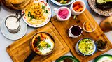 Essen auf Tisch
