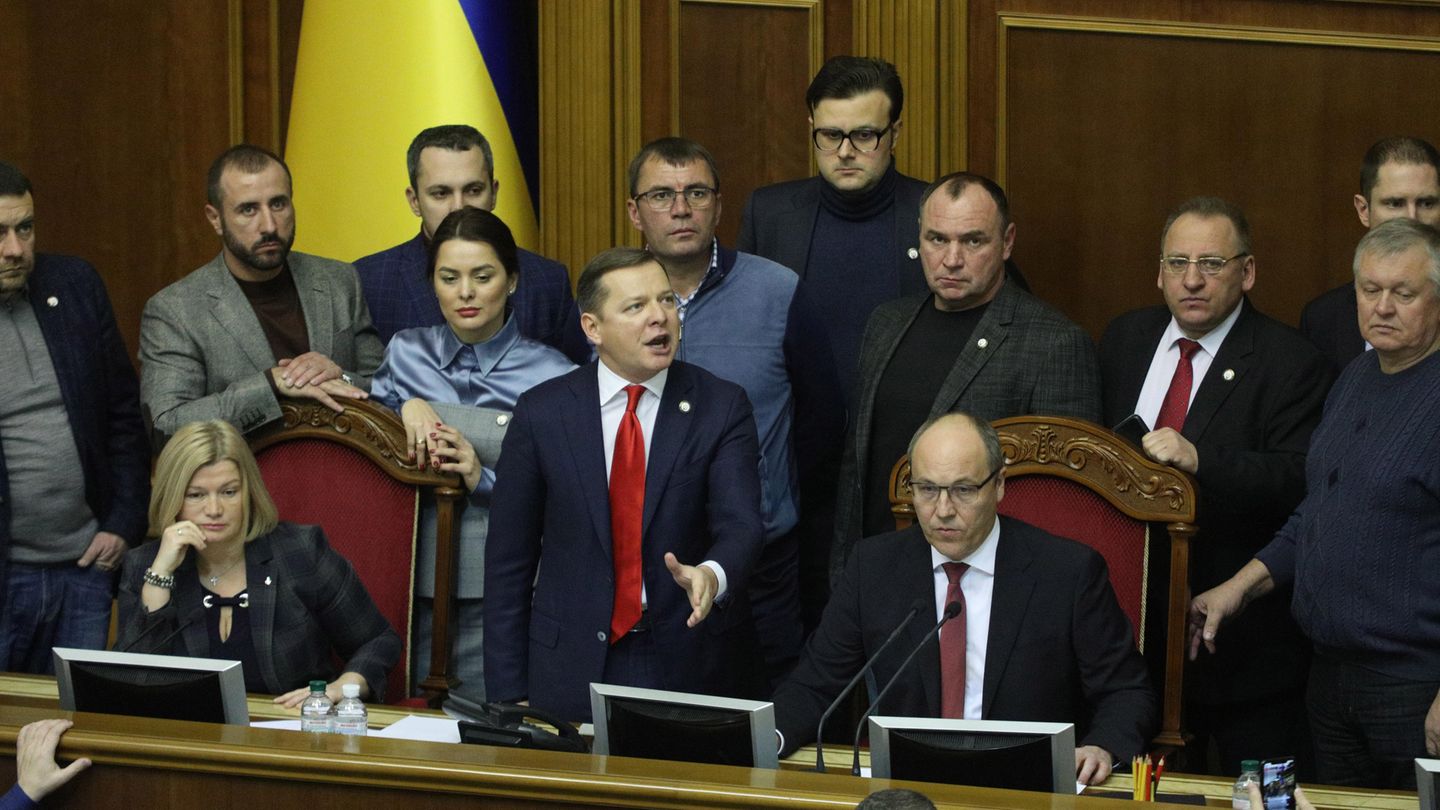 News: Ukrainisches Parlament Stimmt 30-tägigem Kriegsrecht Zu | STERN.de