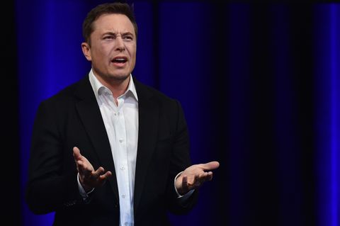 Elon Musk bei einer Rede