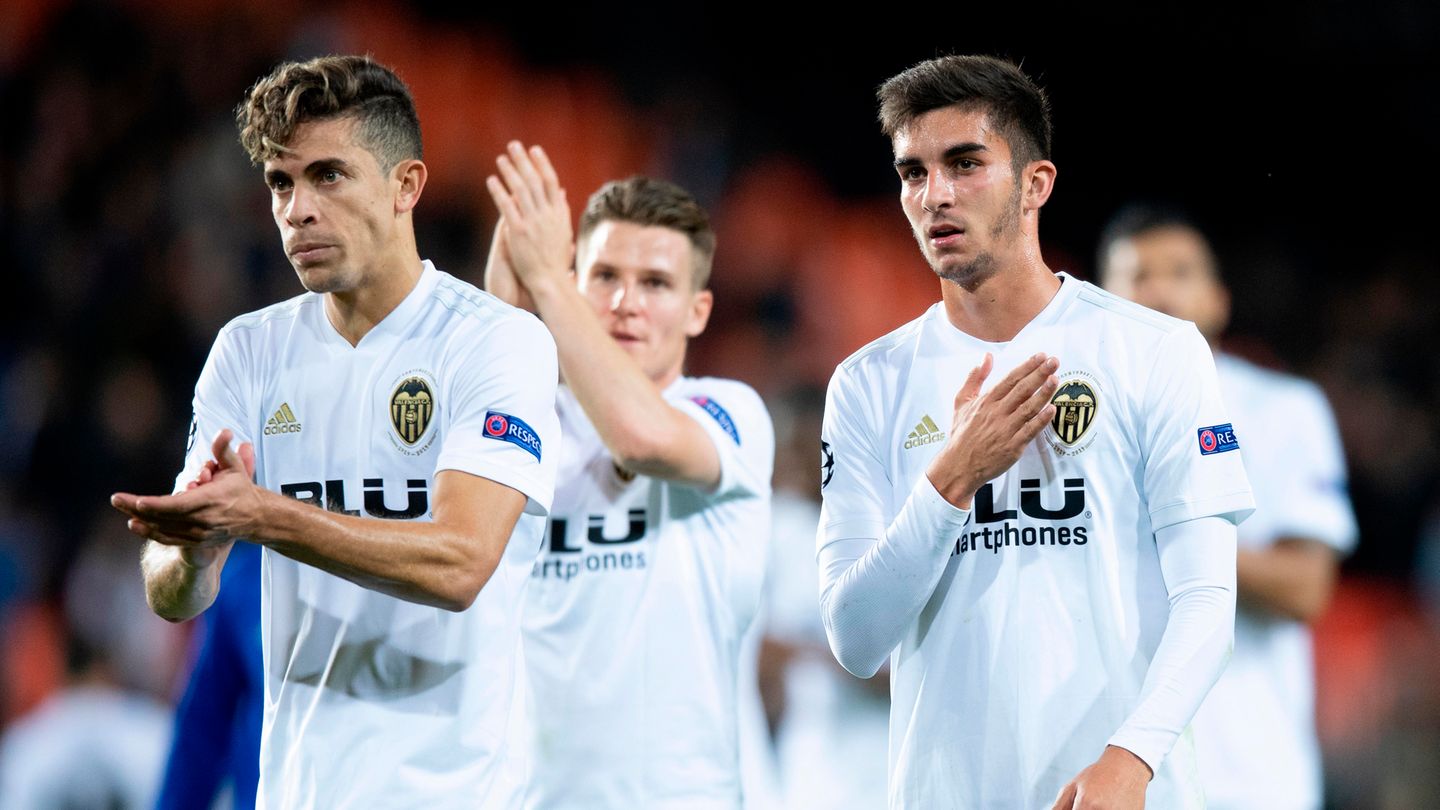 und dem FC Valencia (5).