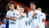 und dem FC Valencia (5).