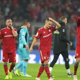 FCB-Spieler enttäuscht nach dem 1:1 gegen den SC Freiburg