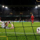 Manuel Neuer kassiert gegen den BVB das 2:2
