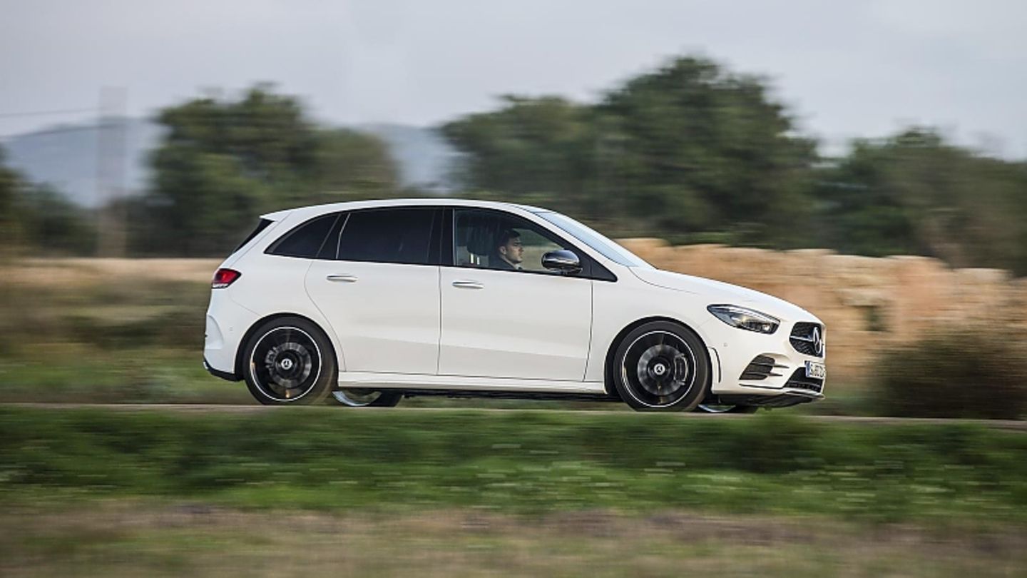 Mercedes-Benz B 200