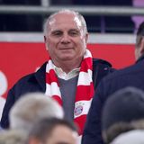 Ein zufriedener Uli Hoeneß vom FC Bayern München