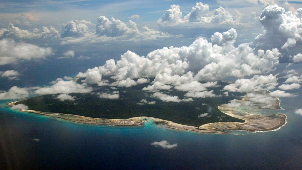 Die Insel und das umliegende Gewässer im Radius von drei Seemeilen sind Sperrgebiet und dürfen nicht betreten werden