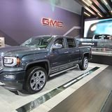 Pick-ups (GMC Sierra) entwickeln sich zunehmend zu Luxusfahrzeugen