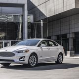 Der Ford Fusion ist eine klassische Reise-Limousine