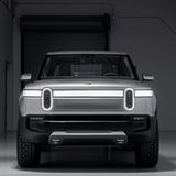 Die Front des Rivian R1T ist auffällig