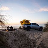 Der Rivian R1T wiegt rund 2,7 Tonnen