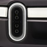 Die Scheinwerfer haben ein außergewöhnliches Design