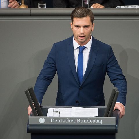 AfD-Verteidigungspolitiker Jan Nolte im Bundestag: Der Abgeordnete beschäftigt einen Mitarbeiter, der bis vor kurzem unter Terrorverdacht stand.