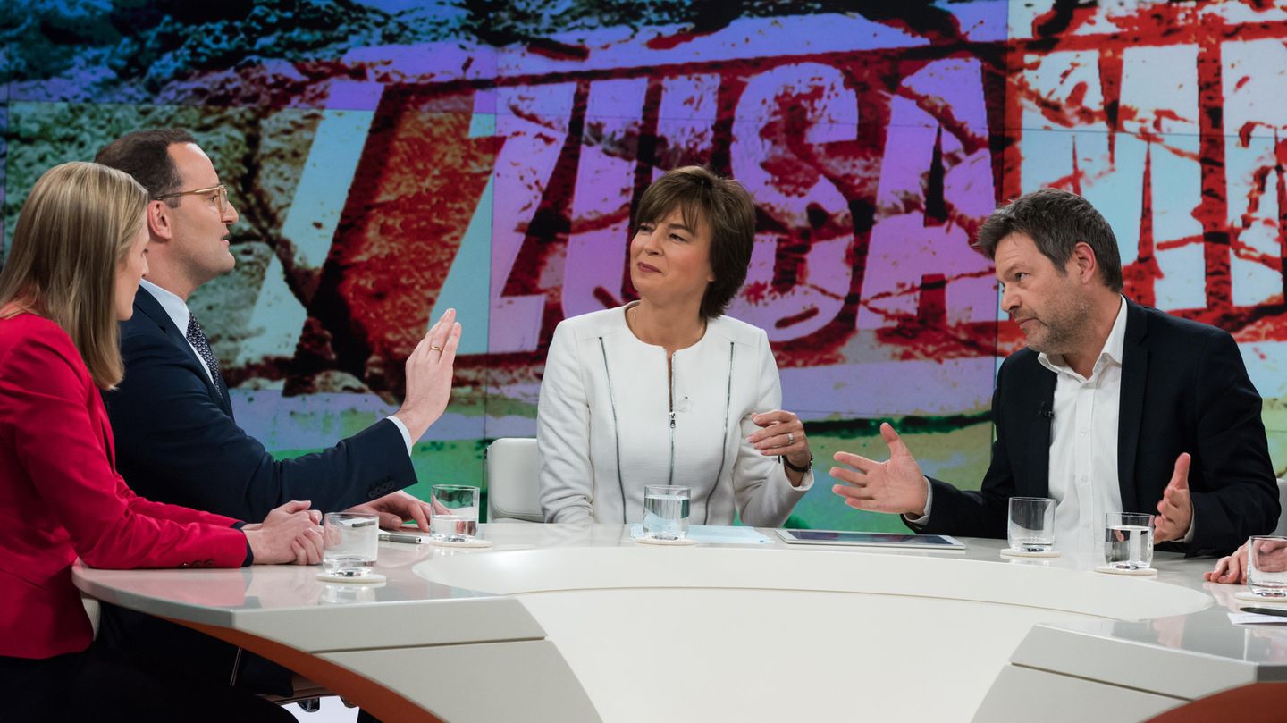 Robert Habeck (r.) zofft sich bei Maybrit Illner mit Jens Spahn