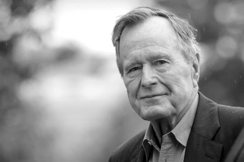 George Bush auf einem Foto von 2008. Er war der 41 Präsident der USA und regierte das Land von 1989 bis 1993.