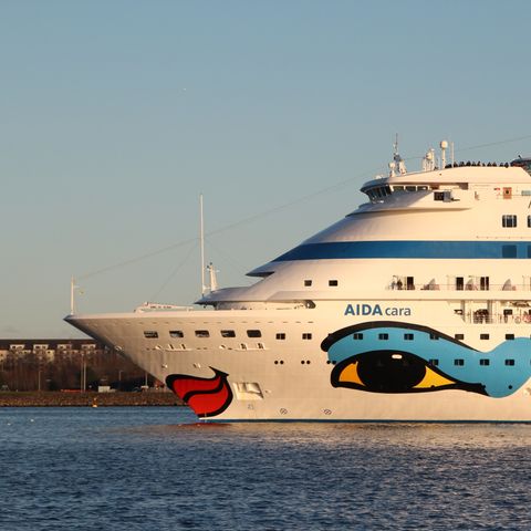 Läuft im Moment die Kanarischen Inseln: Die "Aida Cara" ist das älteste und kleinste schiff der Kussmund-Flotte.