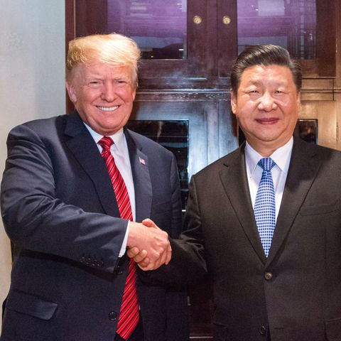 Erst hart verhandelt, dann Handschlag: Chinas Präsident Xi Jinping (r.) und sein US-Kollege Donald Trump