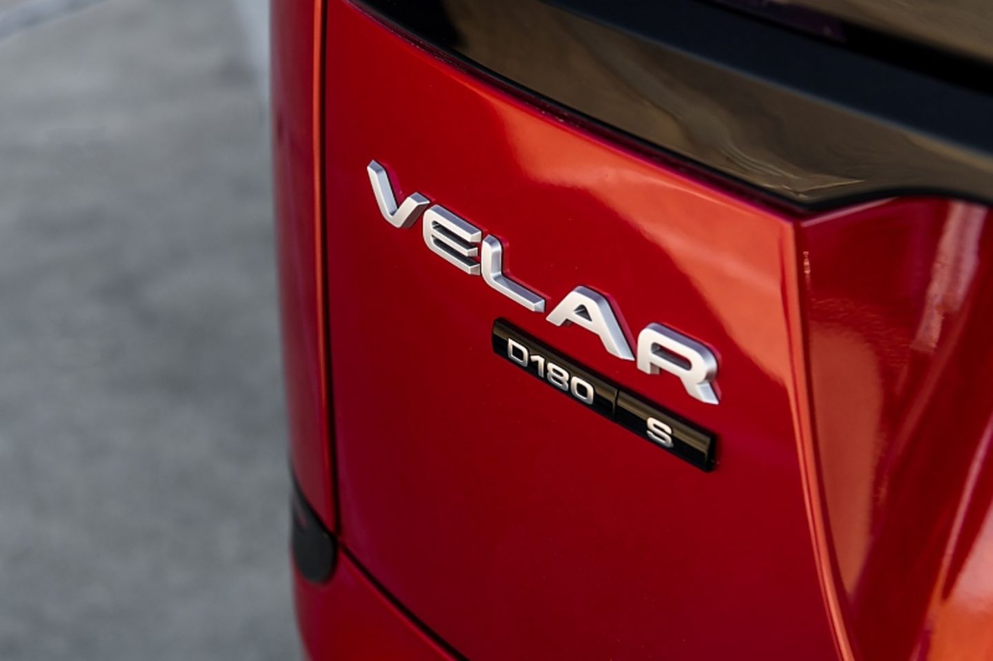 Der Range Rover Velar hat jetzt mehr Serienausstattung
