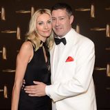  "Let's Dance"-Juror Joachim Llambi und seine Frau Ilona haben sich nach 13 Jahren Ehe getrennt. Das Paar hatte sich 2003 in einer Pizzeria kennengelernt und zwei Jahre später geheiratet. Aus der Ehe gingen zwei Töchter hervor, um die sich das Paar trotzt Trennung weiterhin gemeinsam kümmern will.