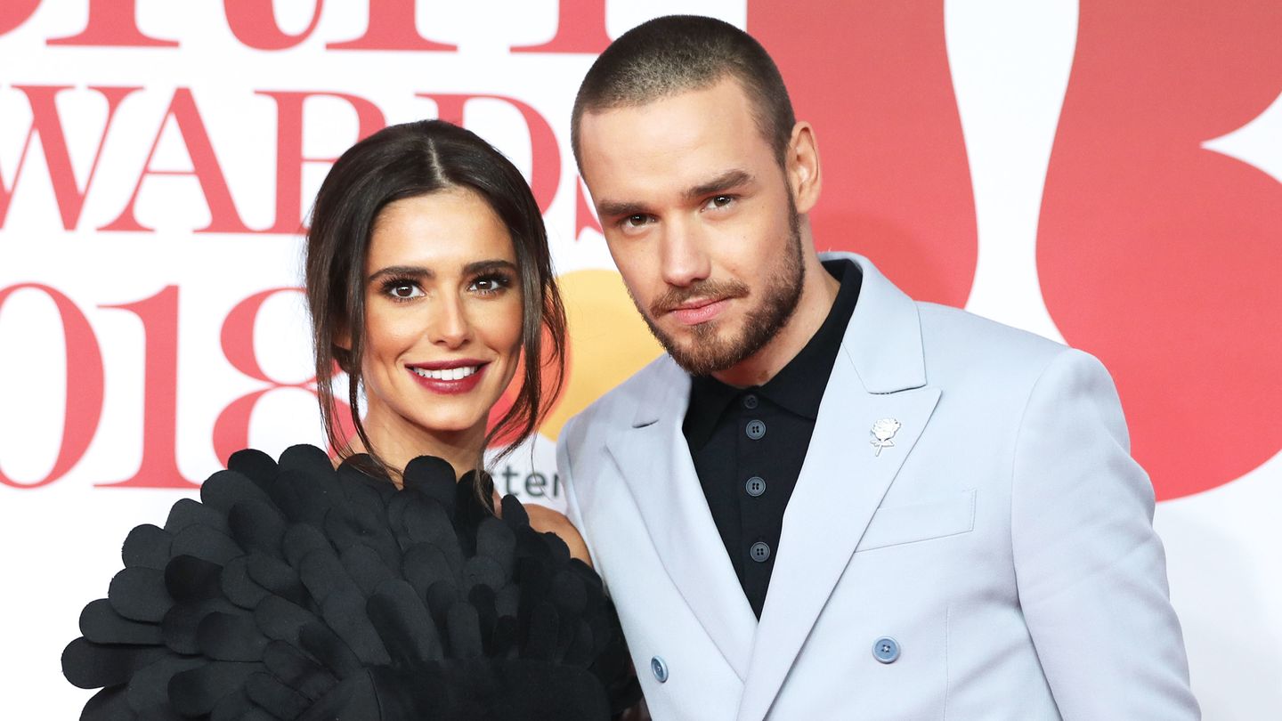 Trennungen 2018: Ihre Romanze beschäftigte monatelang ihre britischen Landsleute: Cheryl Cole, einst Mitglied der Girl-Band Girls Aloud, liebt den Boyband-Star Liam Payne. Im vergangenen Jahr wurde ihr gemeinsamer Sohn Bear geboren. Doch in diesem Sommer folgte die überraschende Trennung. Angeblich soll sich der 25-Jährige nicht intensiv genug um das gemeinsame Kind gekümmert haben. Ihre Romanze beschäftigte monatelang ihre britischen Landsleute: Cheryl Cole, einst Mitglied der Girl-Band Girls Aloud, liebt den Boyband-Star Liam Payne. Im vergangenen Jahr wurde ihr gemeinsamer Sohn Bear geboren. Doch in diesem Sommer folgte die überraschende Trennung. Angeblich soll sich der 25-Jährige nicht intensiv genug um das gemeinsame Kind gekümmert haben.