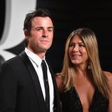Nur zwei Jahre hielt die Ehe von Justin Theroux und Jennifer Aniston. Anfang des Jahres gaben die beiden Schauspieler ihre Trennung bekannt. Sie hatten sich 2008 bei den Dreharbeiten zum Film "Tropic Thunder" in Hawaii kennengelernt. 2011 wurden sie ein Paar, im August 2015 heirateten sie.