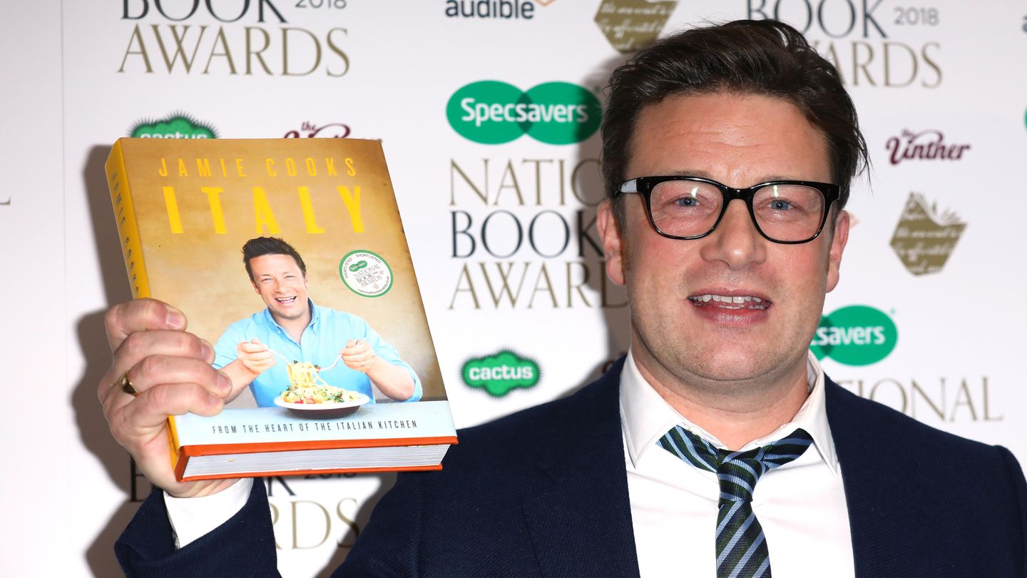 Starkoch Jamie Oliver präsentiert sein neuestes Kochbuch "Jamie kocht Italien"