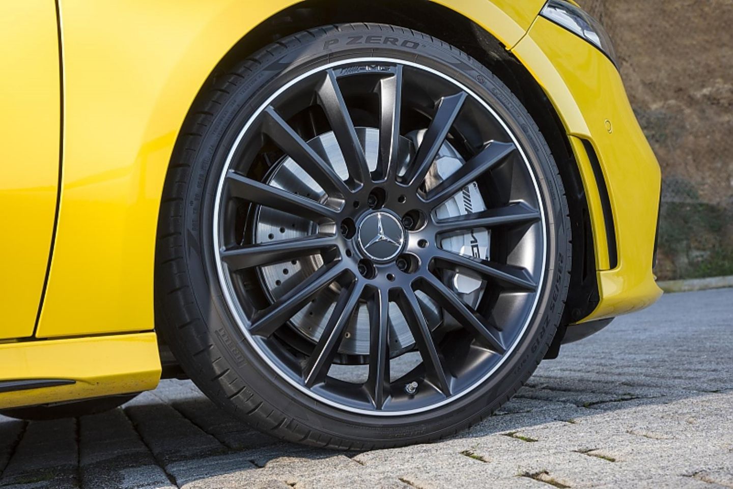 Mercedes-AMG A 35 4MATIC